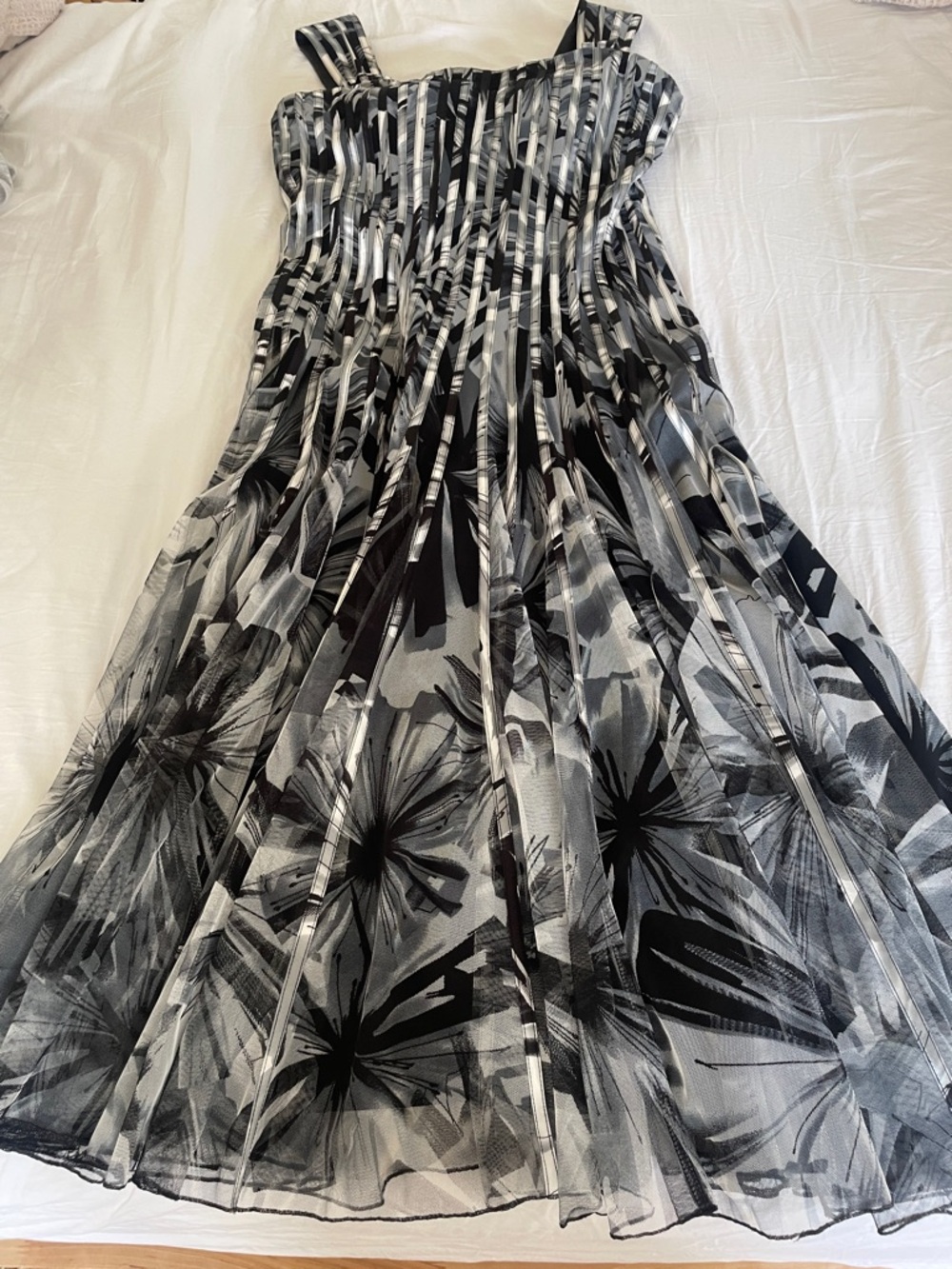 Black & White Floral Strap Midi Dress
